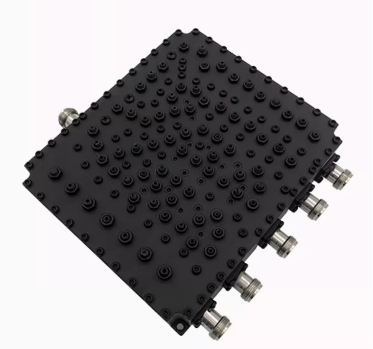  新河双频三频四频五频腔体合路器4G+5G